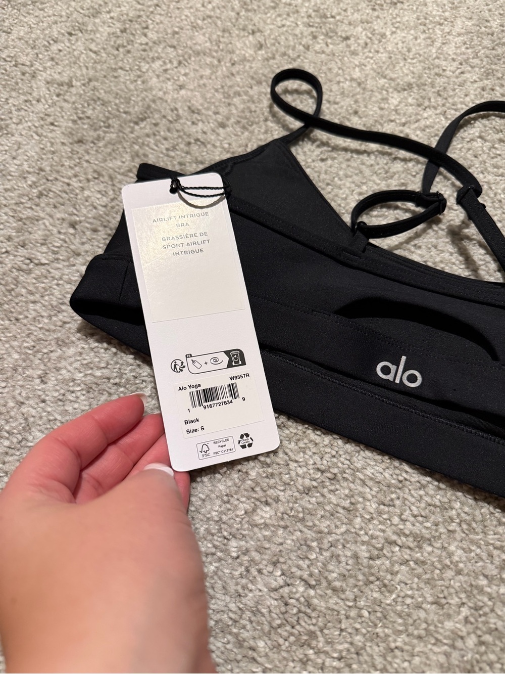 Alo Yoga Airlift Intrigue Bra NWT - Picture 6 of 7